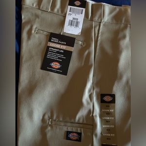 Dickies Khakis pants